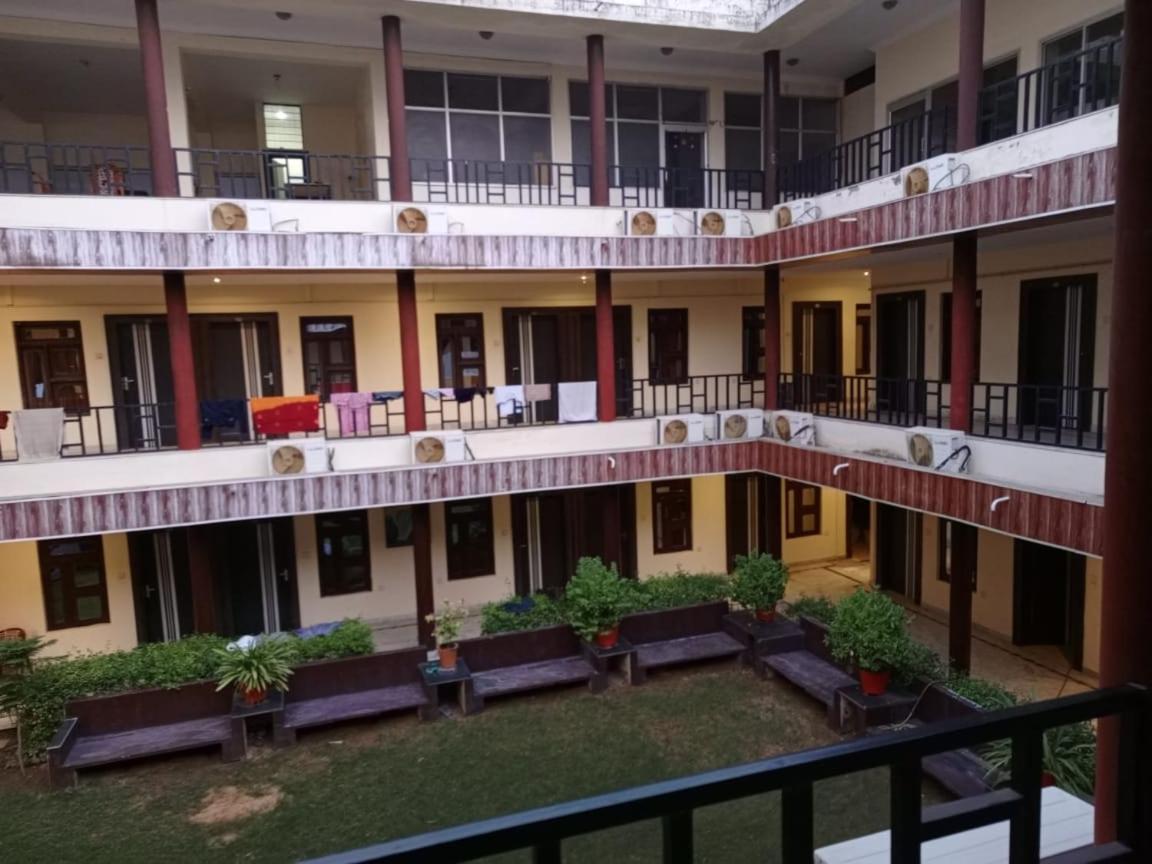 Goyal Plaza Hotel 5 Mint. Waling Distance From Pushkar Lake 외부 사진